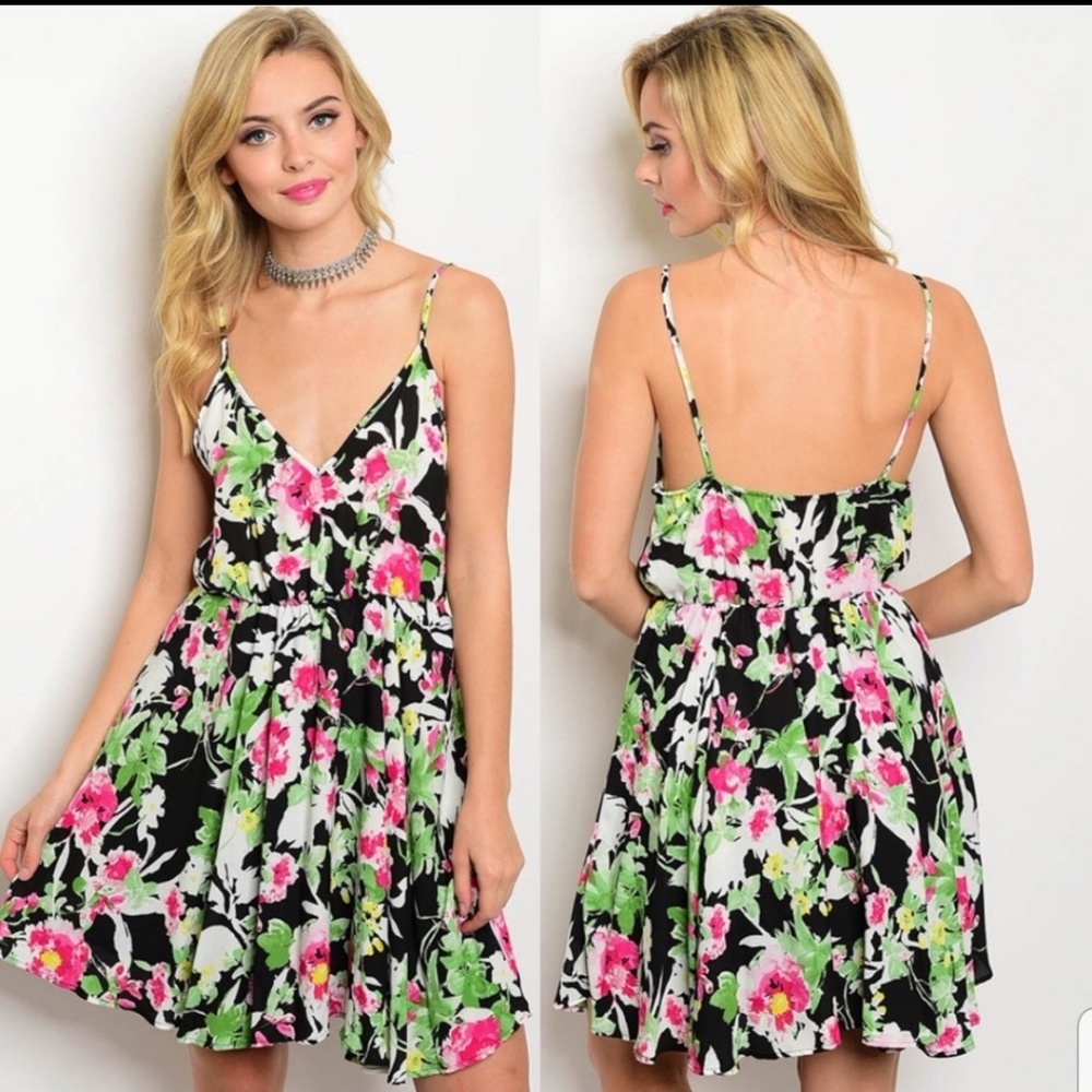 Spaghetti strap V-Neck floral dress